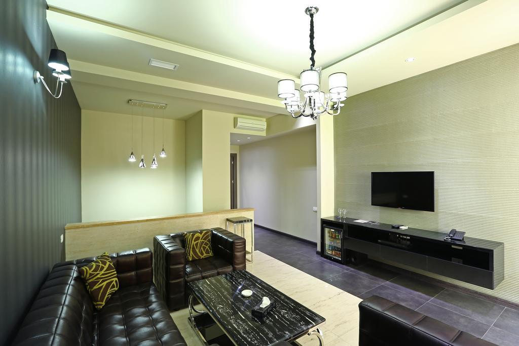 Ibiza Hotel&Spa Yerevan Exterior photo